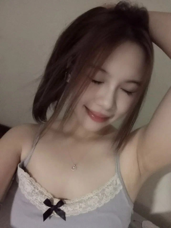 OnlyFans #网红rayarinxxx Hotel sink
